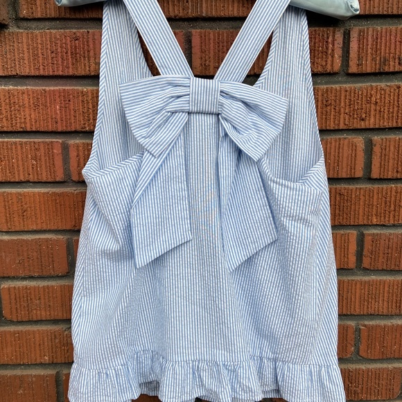 SOLD LC Lauren Conrad Searsucker Tie Back  Top - Picture 1 of 3